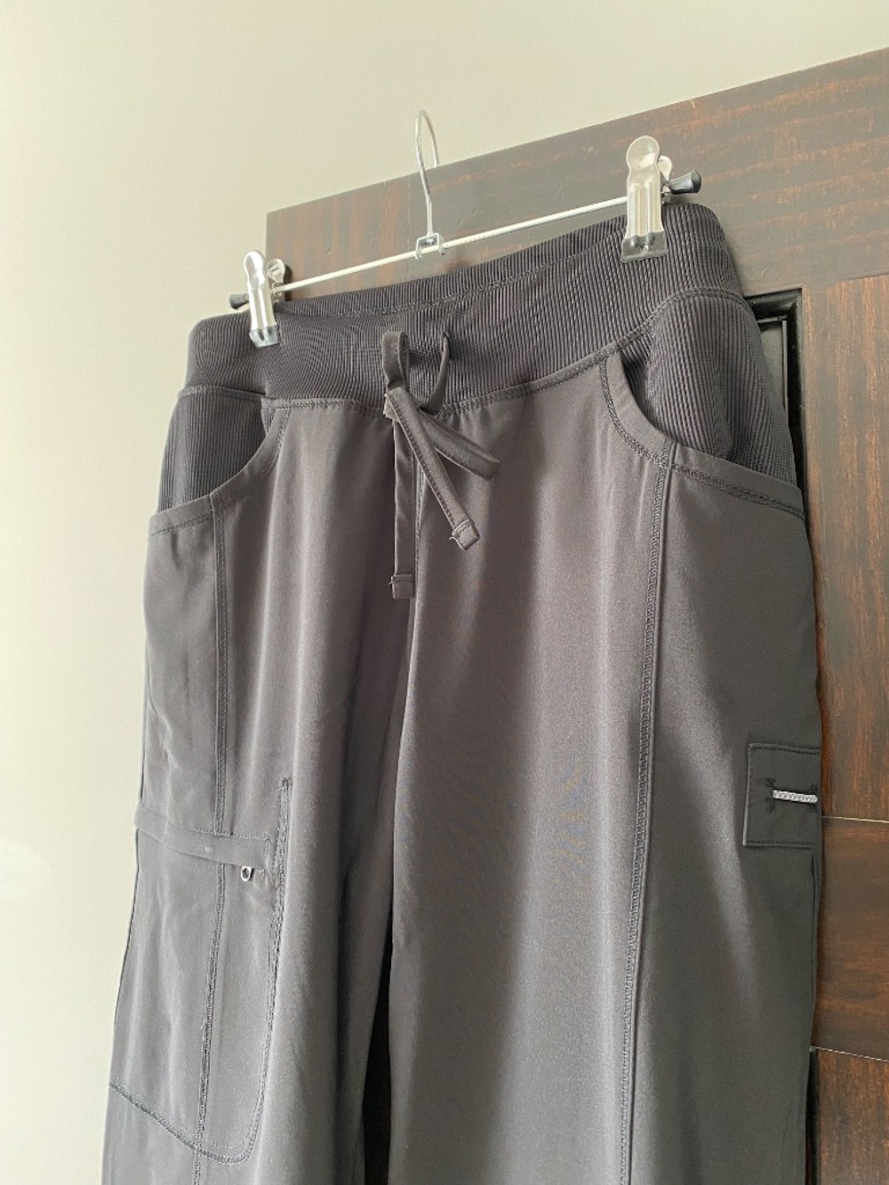 Infinity Scrub Pants Women’s M Black Stretch Drawstring Medical Uniform - Picture 4 of 11